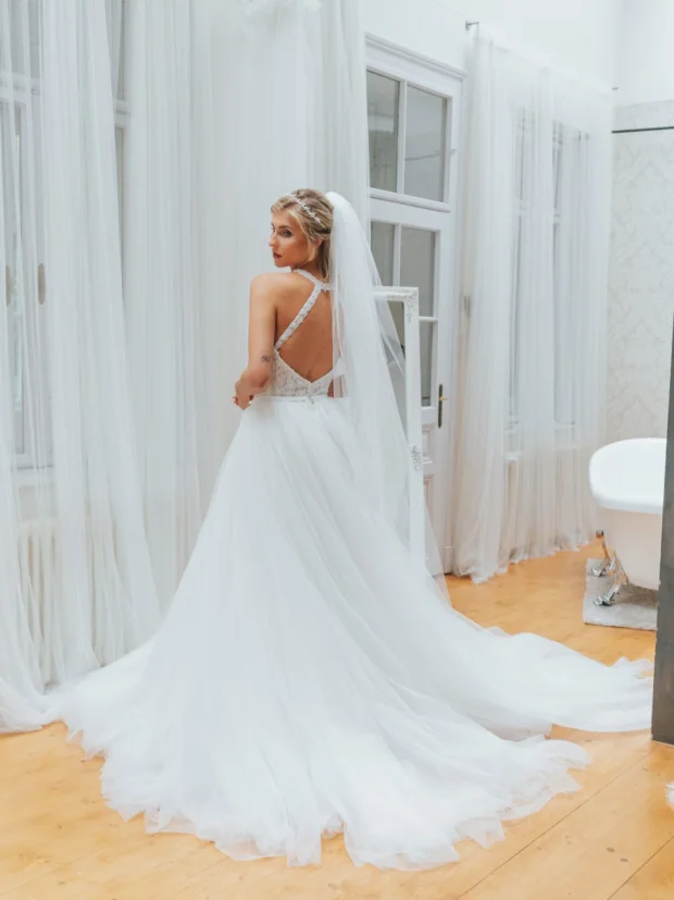 Svatební šaty z kolekce salonu Wedding Venue
