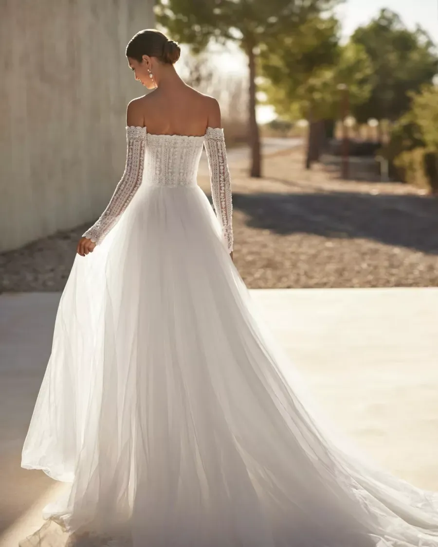 AMIAS — Rosa Clará (3. pohled)